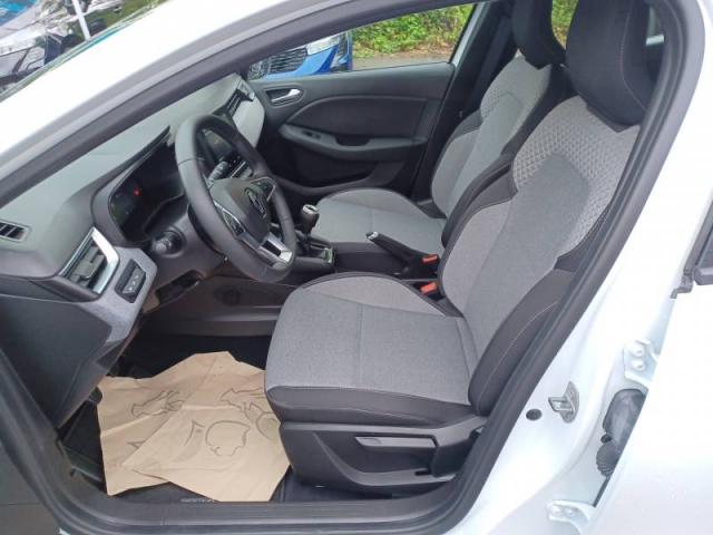 Renault Clio image 8
