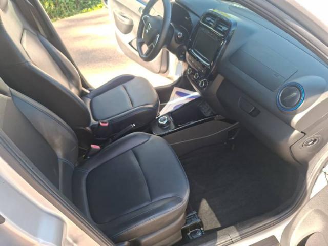 Dacia Spring image 2