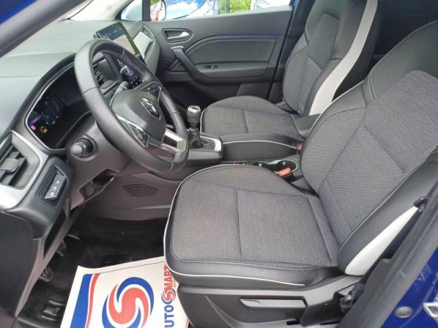 Renault Captur image 2