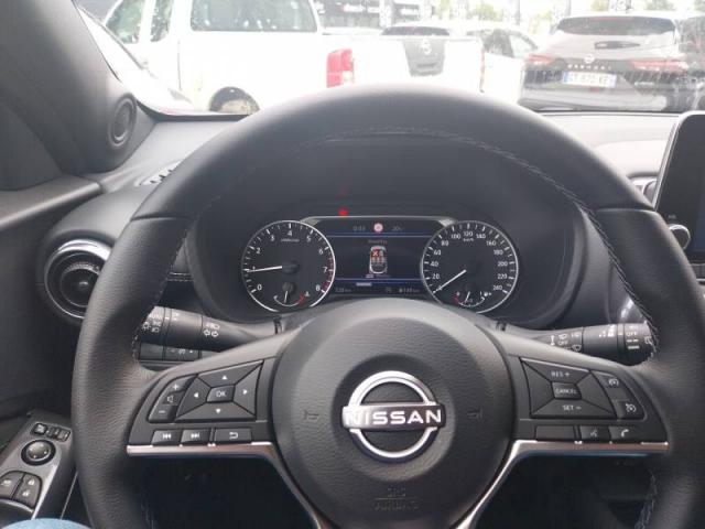 Nissan Juke image 6