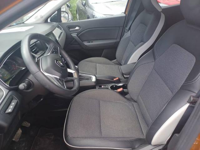 Renault Captur image 1
