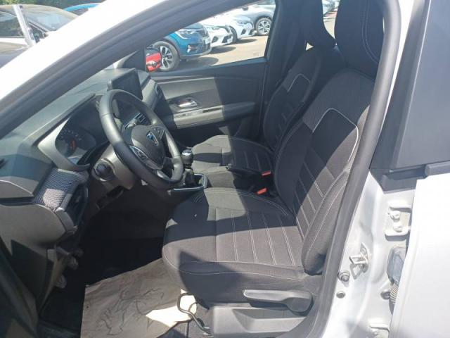 Dacia Sandero image 4