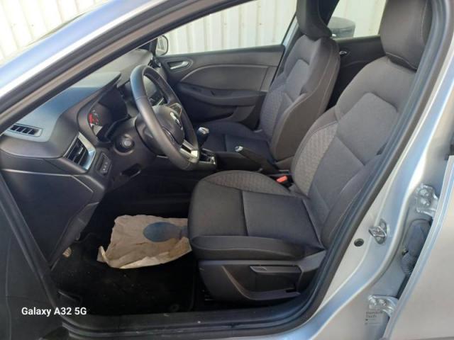 Renault Clio image 2
