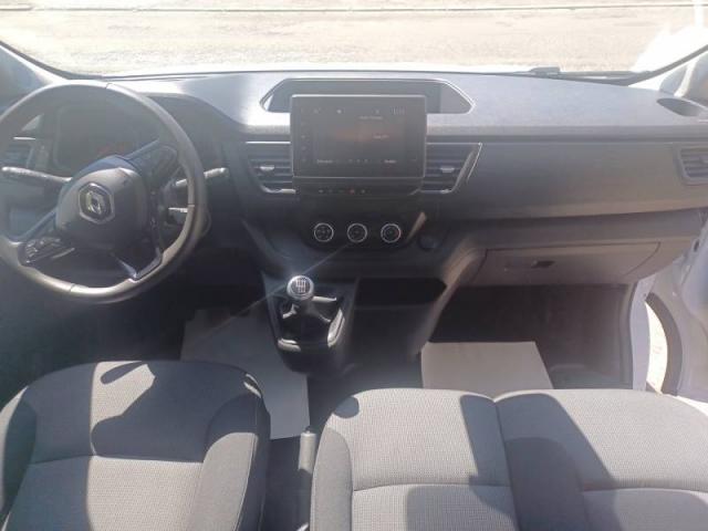 Renault Trafic image 4