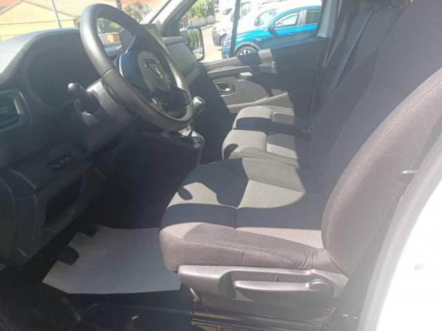 Renault Trafic image 7