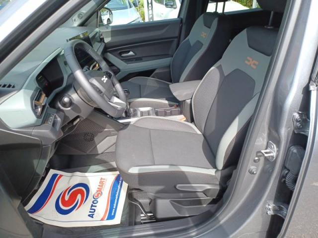 Dacia Duster image 1