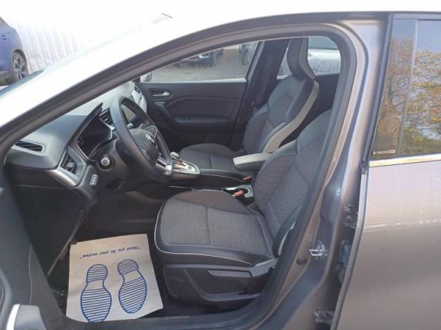 Renault Captur image 9