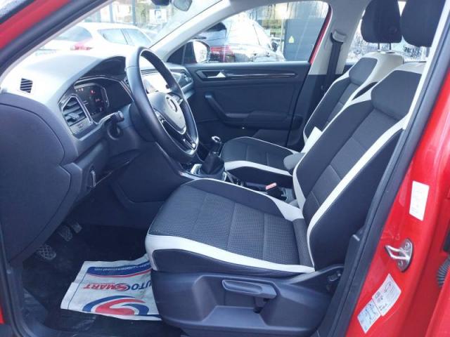 Volkswagen T-Roc image 6