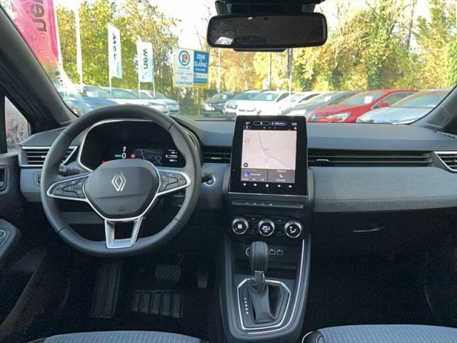 Renault Clio image 2