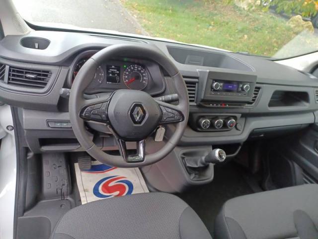 Renault Trafic image 6