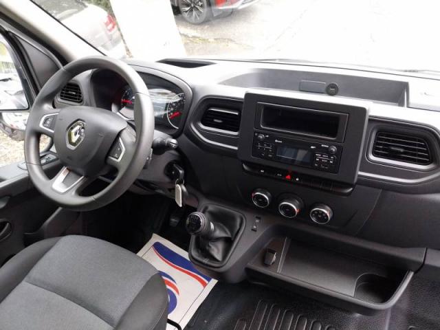 Renault Master image 9