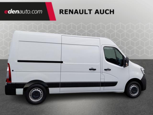 Renault Master image 2