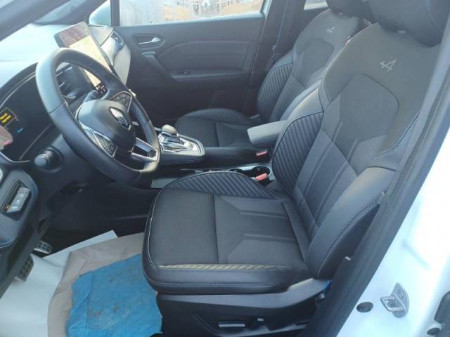 Renault Captur image 1