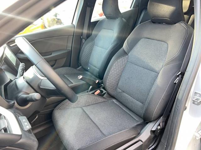 Renault Clio image 9