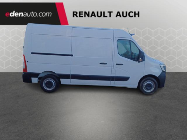 Renault Master image 2