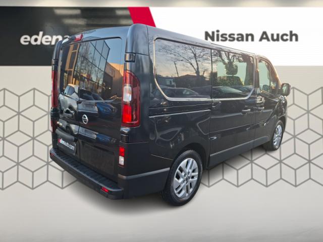 Nissan Nv300 image 9