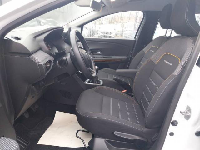 Dacia Sandero image 6