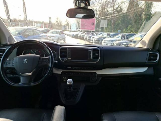 Peugeot Traveller image 2