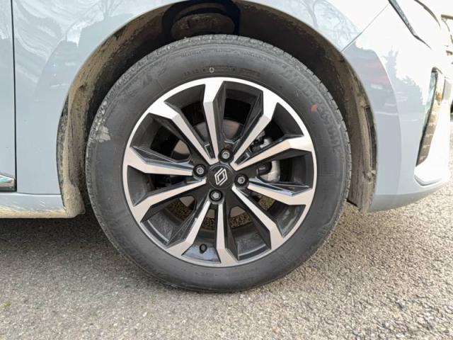 Renault Clio image 6