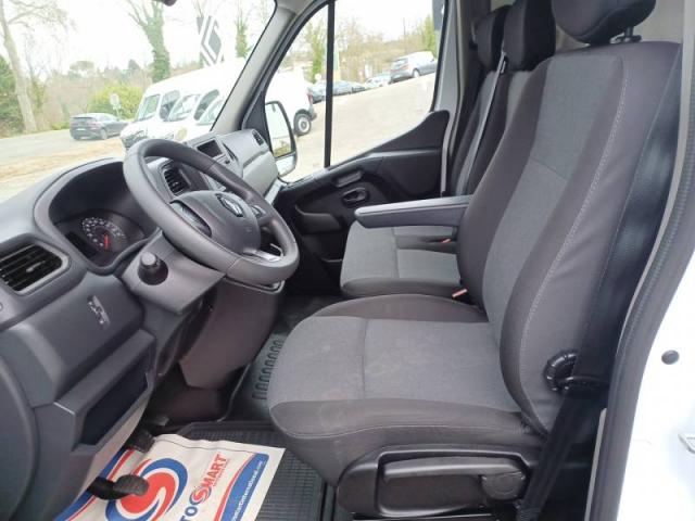 Renault Master image 3