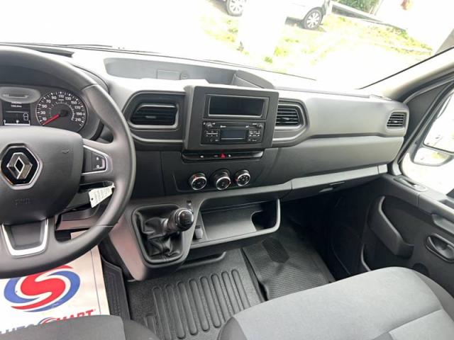 Renault Master image 8
