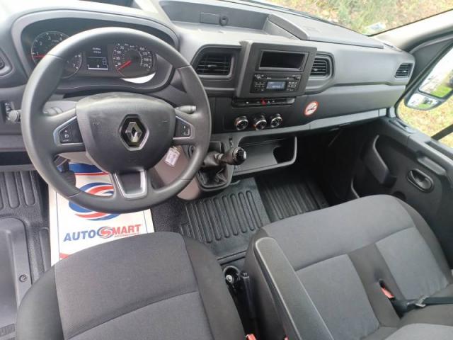 Renault Master image 7