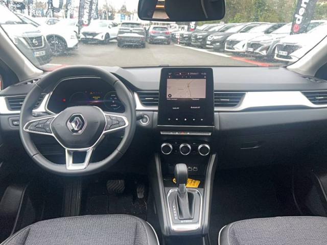 Renault Captur image 2