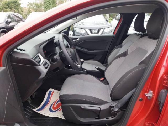 Renault Clio image 9