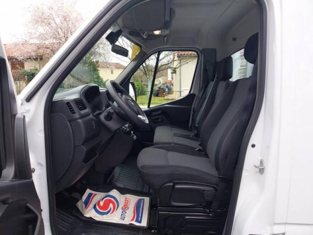 Renault Master image 9