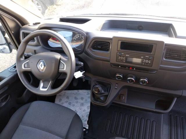 Renault Master image 7