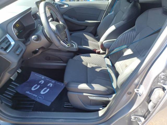 Renault Clio image 9