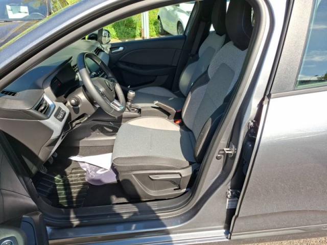 Renault Clio image 2