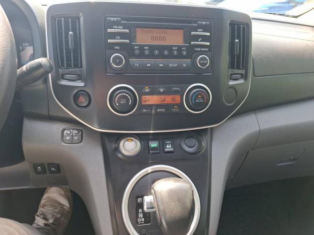 Nissan Nv200 image 2