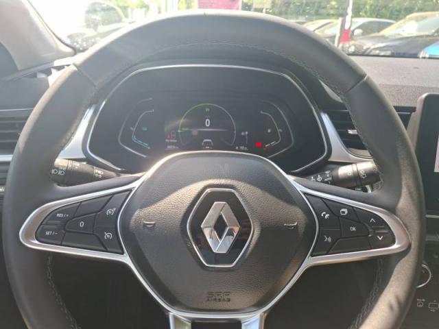 Renault Captur image 1
