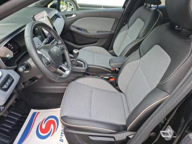 Renault Clio image 2