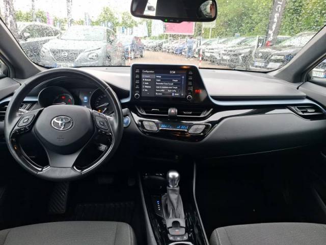 Toyota C-Hr image 5