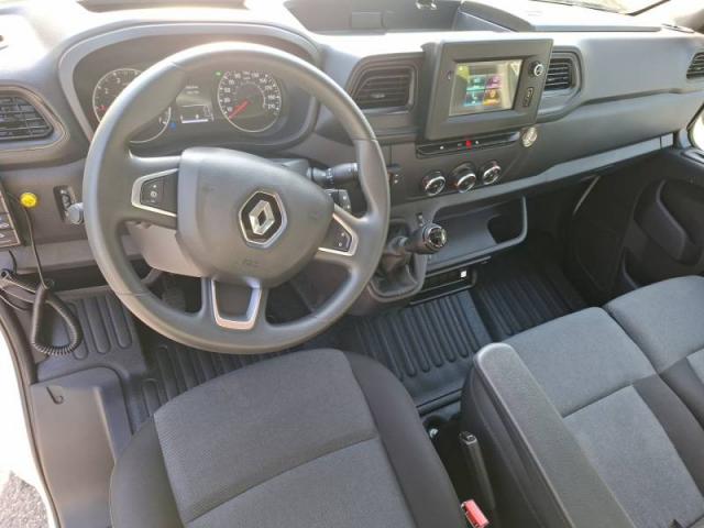 Renault Master image 9