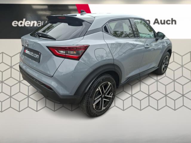 Nissan Juke image 8