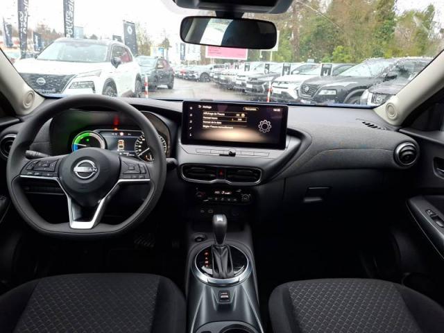 Nissan Juke image 9