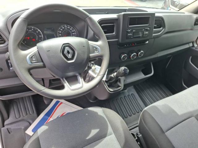 Renault Master image 7