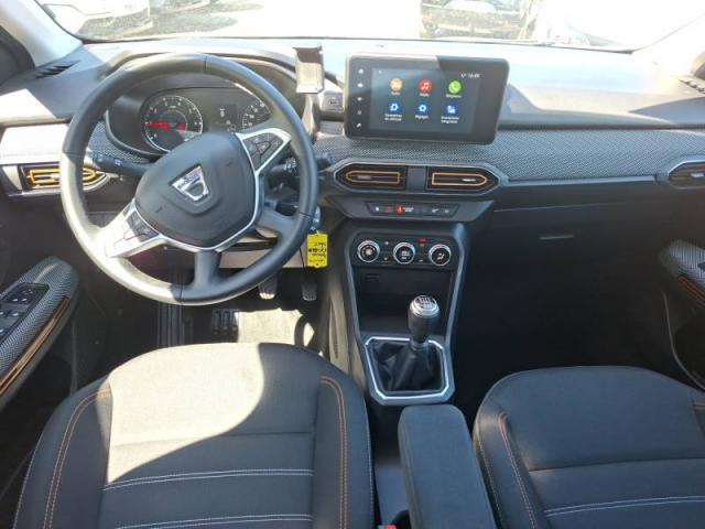 Dacia Sandero image 2