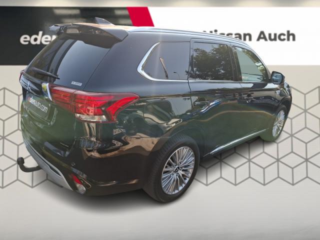 Mitsubishi Outlander image 6