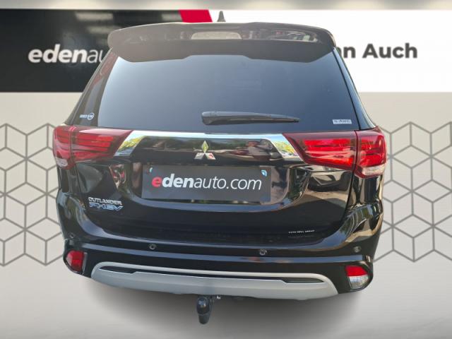 Mitsubishi Outlander image 1