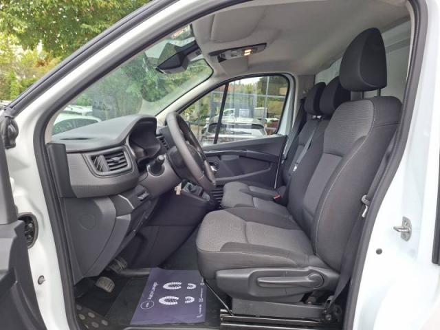 Renault Trafic image 7
