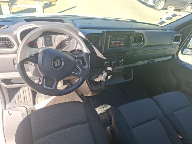Renault Master image 8