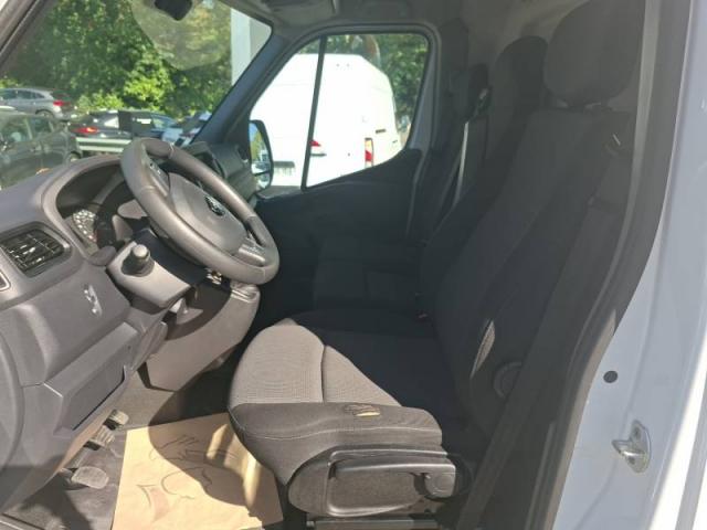 Renault Master image 3