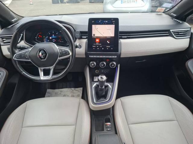 Renault Clio image 2
