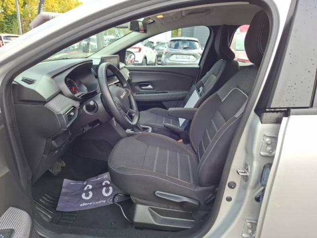 Dacia Sandero image 2
