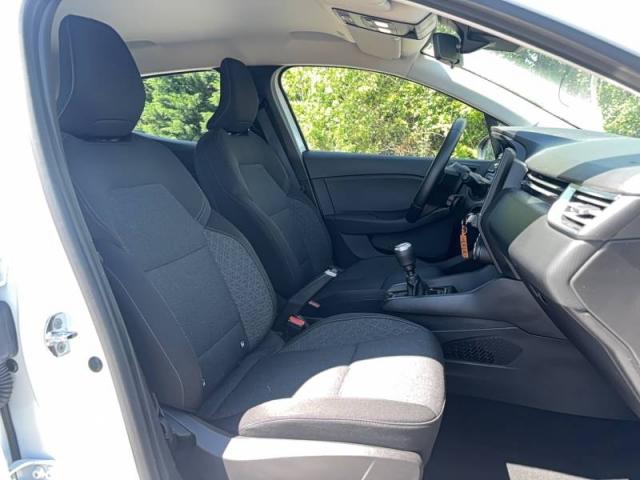 Renault Clio image 2