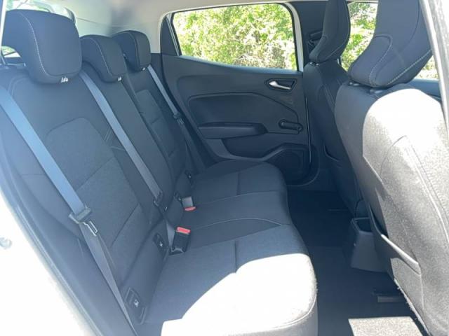 Renault Clio image 9